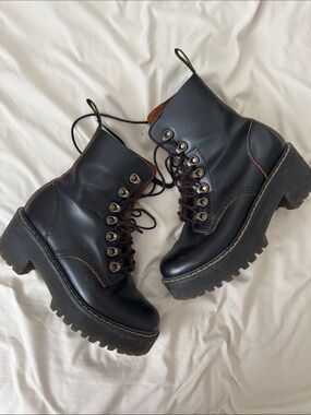Doc Martens Leona Women's Black Lace-Up Leather Boots fits like 6